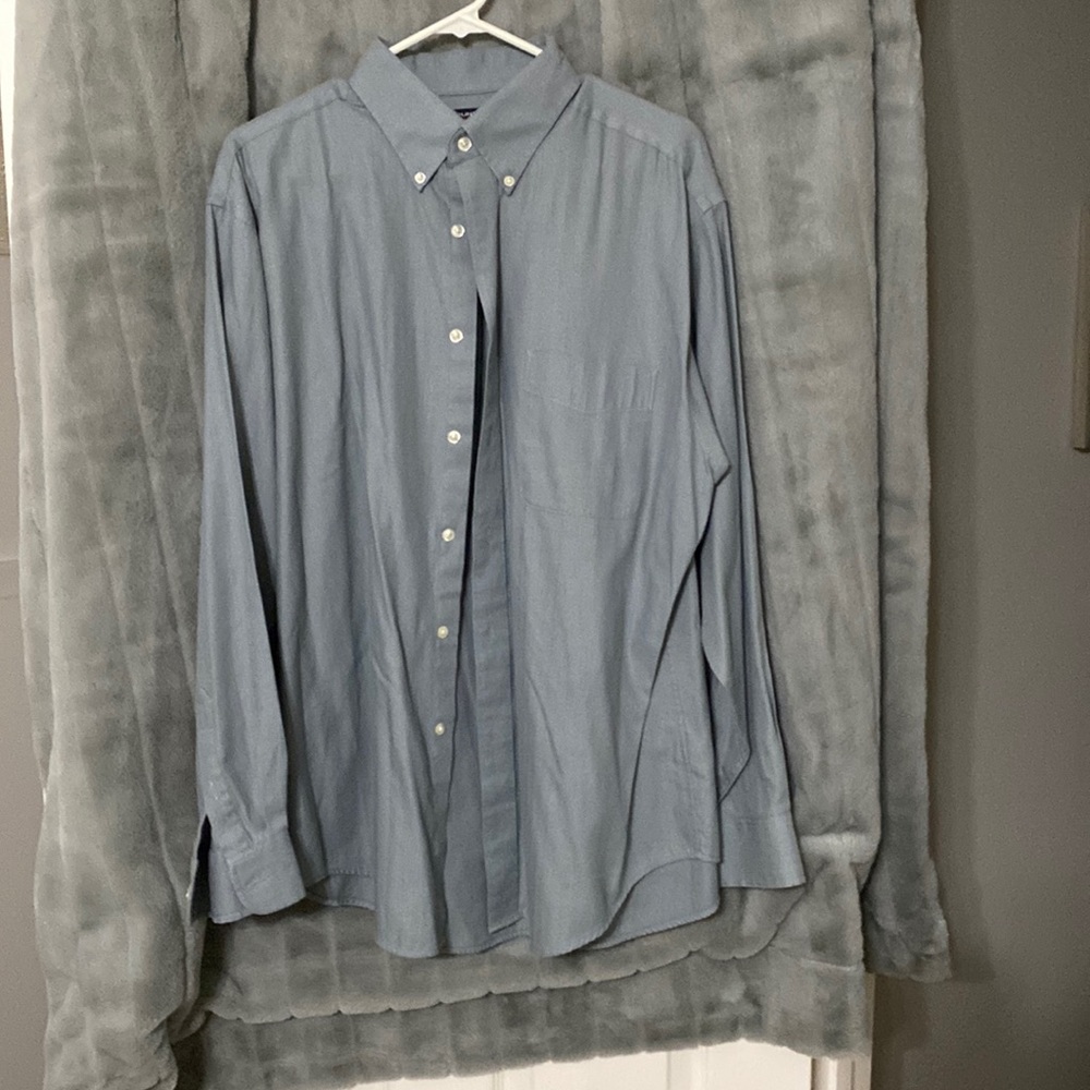 Men’s dress shirt